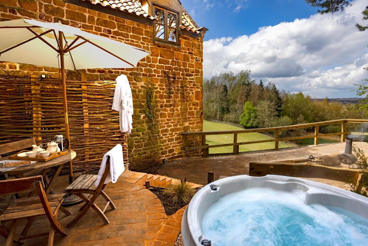 Swerford Heath Farm Holiday Cottages מראה חיצוני תמונה