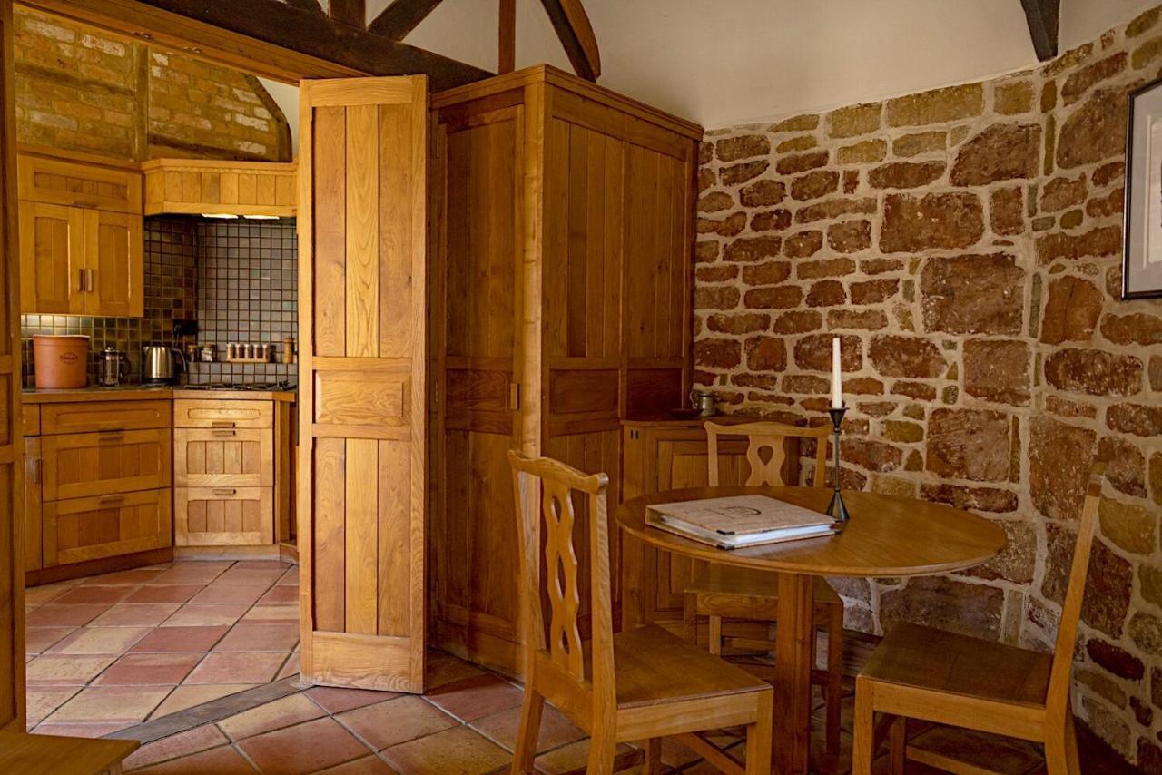 Swerford Heath Farm Holiday Cottages מראה חיצוני תמונה