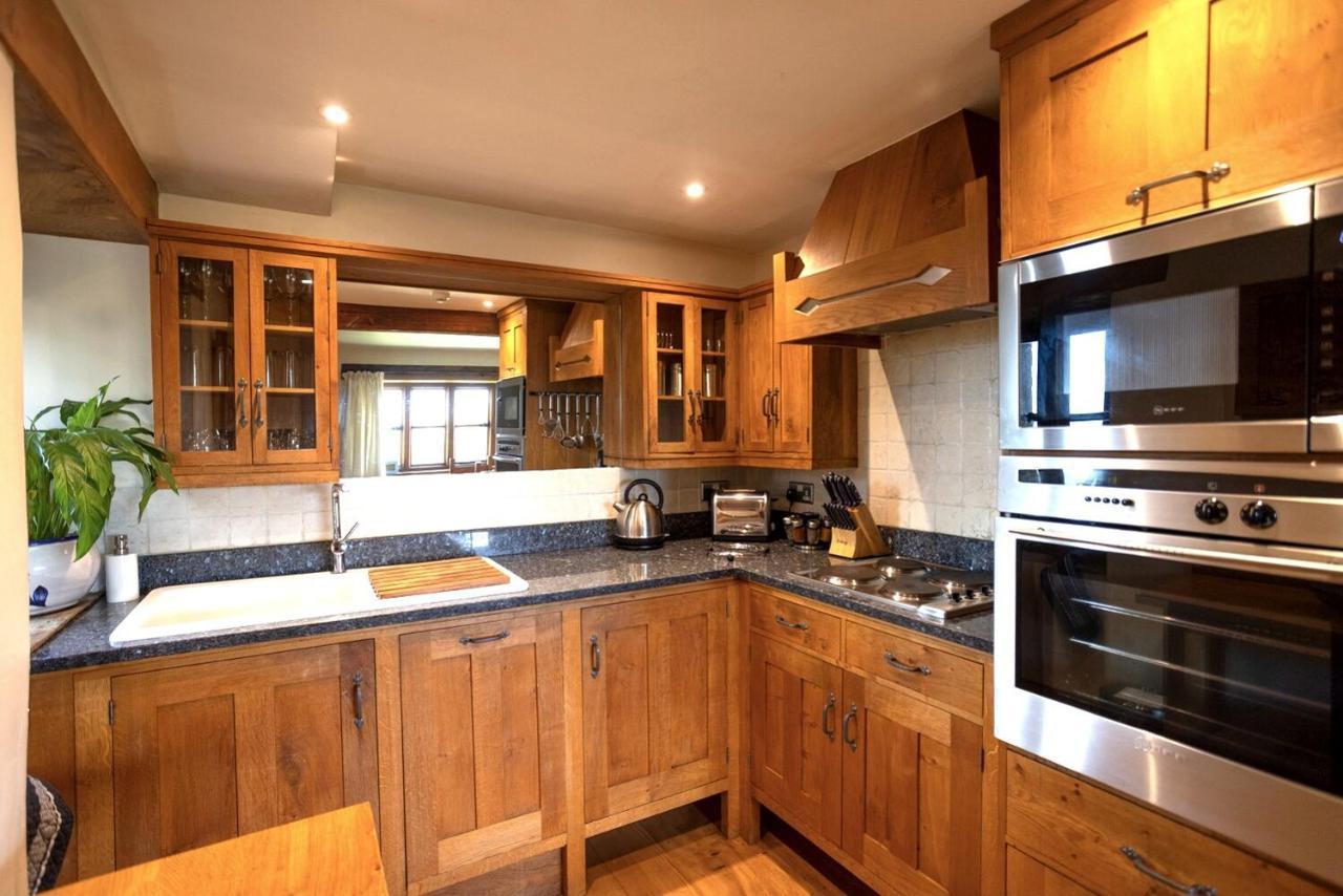 Swerford Heath Farm Holiday Cottages מראה חיצוני תמונה
