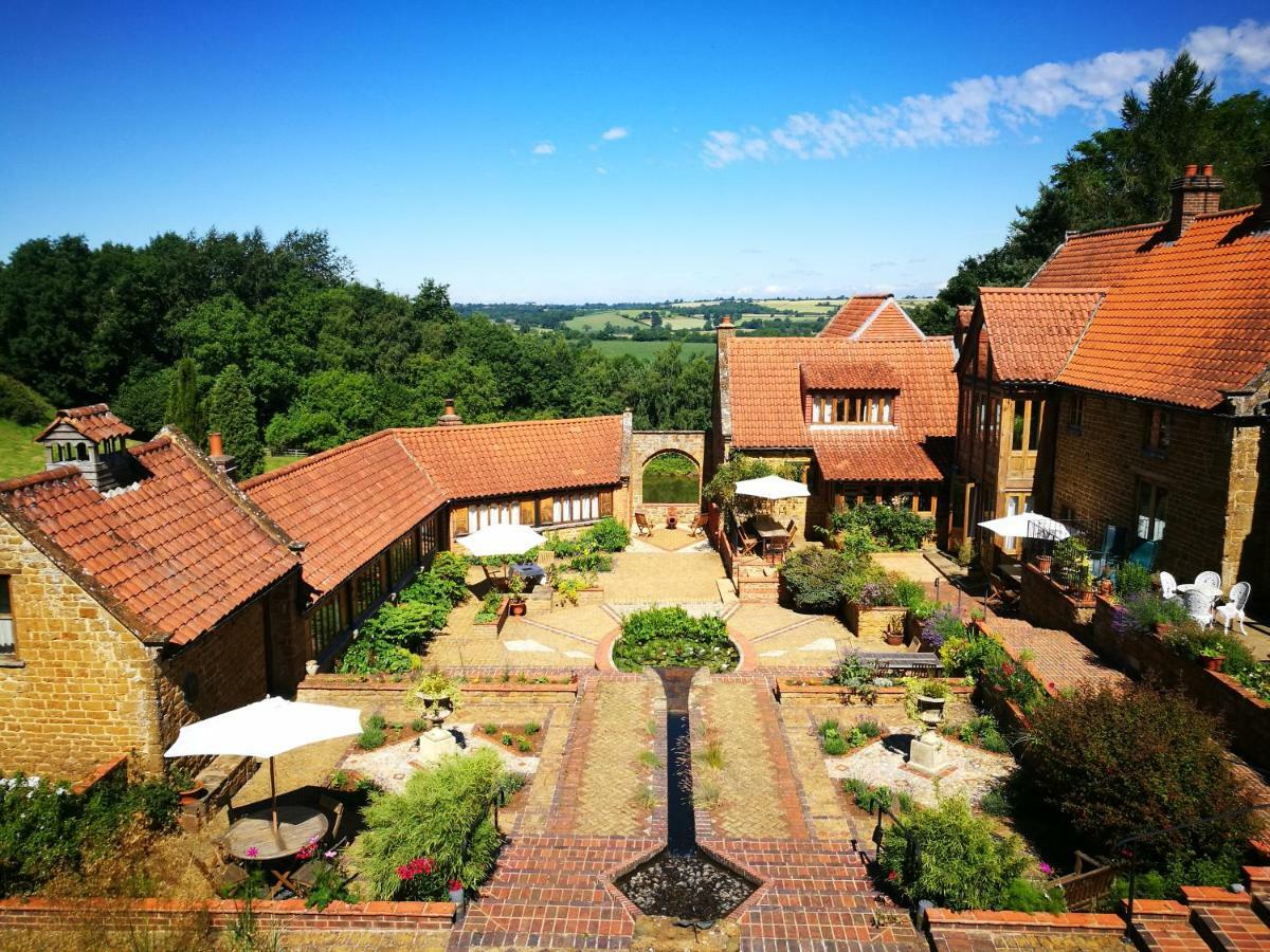 Swerford Heath Farm Holiday Cottages מראה חיצוני תמונה