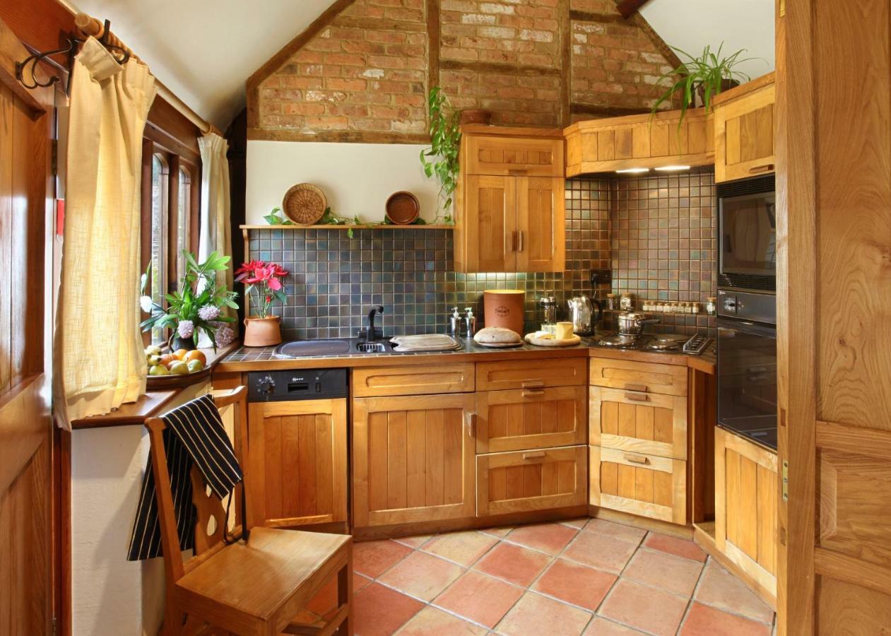 Swerford Heath Farm Holiday Cottages מראה חיצוני תמונה